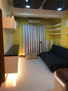 1-Bedroom condo with pool across NAIA Terminal 3